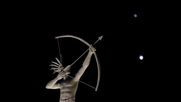 ABD - Kansas Eyaleti - Satürn (yukarıda) Jüpiter (aşağıda) 9 Aralık gecesi  - Sputnik Türkiye