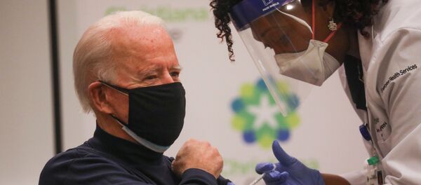 ABD'nin seçilmiş başkanı Joe Biden, koronavirüs aşısı oldu. - Sputnik Türkiye