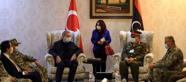 Bakan Akar ve TSK komuta kademesi Libya Savunma Bakanlığını ziyaret etti - Sputnik Türkiye