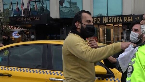 Taksim-turist-polis - Sputnik Türkiye