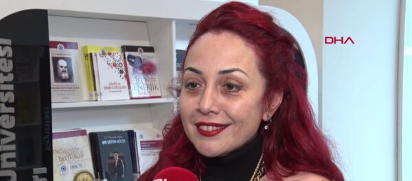 Aylin Sözer - Sputnik Türkiye