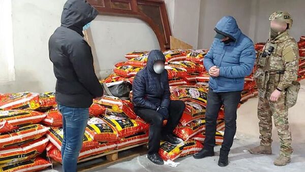 Ukrayna tarihinin en büyük uyuşturucu operasyonu: 4 Türk vatandaşı gözaltına alındı  - Sputnik Türkiye