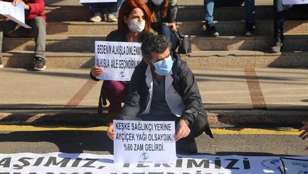 Sağlık Çalışanlarının zam protestosu - Diyarbakır - Sputnik Türkiye