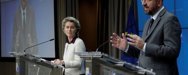 AB Konseyi Başkanı Charles Michel, AB Komisyonu Başkanı Ursula von der Leyen AB Konseyi Başkanı Charles Michel, AB Komisyonu Başkanı Ursula von der Leyen - Sputnik Türkiye