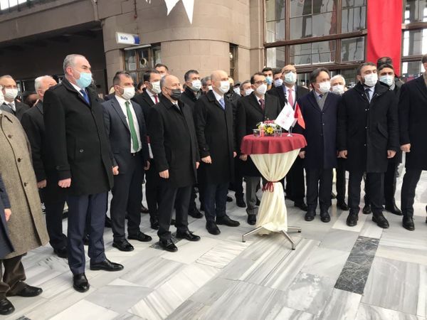 Rusya ve Çin'e gidecek ihracat trenleri Ankara Gar'dan uğurlandı Rusya ve Çin'e gidecek ihracat trenleri Ankara Gar'dan uğurlandı - Sputnik Türkiye