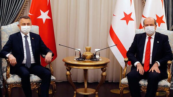 Cumhurbaşkanı Yardımcısı Oktay ve Kuzey Kıbrıs Cumhurbaşkanı Tatar'dan ortak açıklama - Sputnik Türkiye