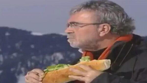 Mehmet Yaşin sandviç - Sputnik Türkiye