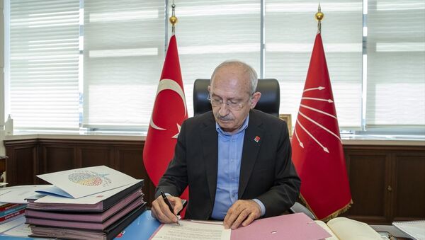 CHP lideri Kılıçdaroğlu, hayatını kaybeden sağlık emekçilerinin ailelerine mektup gönderdi. - Sputnik Türkiye