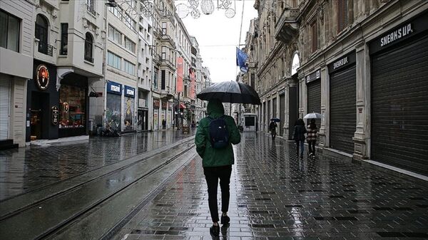 İstanbul - yağmur - şemsiye - Sputnik Türkiye