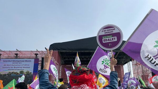İstanbul Yenikapı miting alanında Nevruz kutlamaları - Sputnik Türkiye