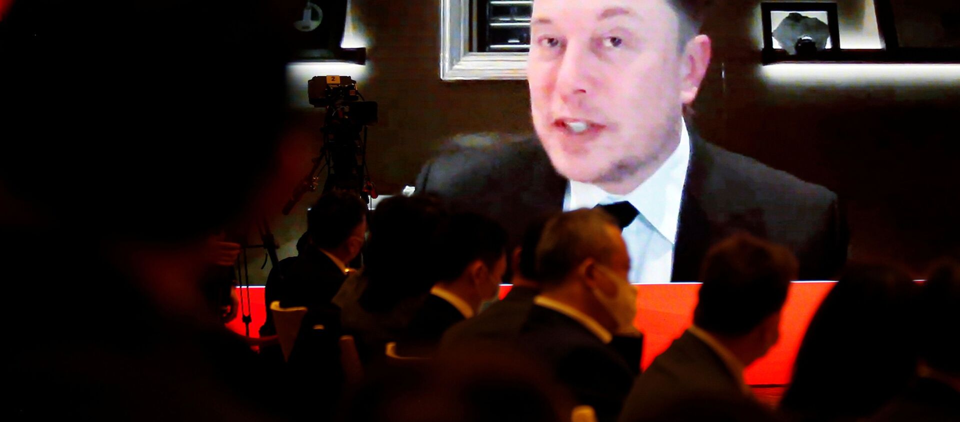 Tesla CEO'su Elon Musk, Çin Kalkınma Forumu'na video bağlantısıyla seslenirken - Sputnik Türkiye, 1920, 13.05.2021