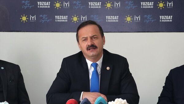 Yavuz Ağıralioğlu - Sputnik Türkiye