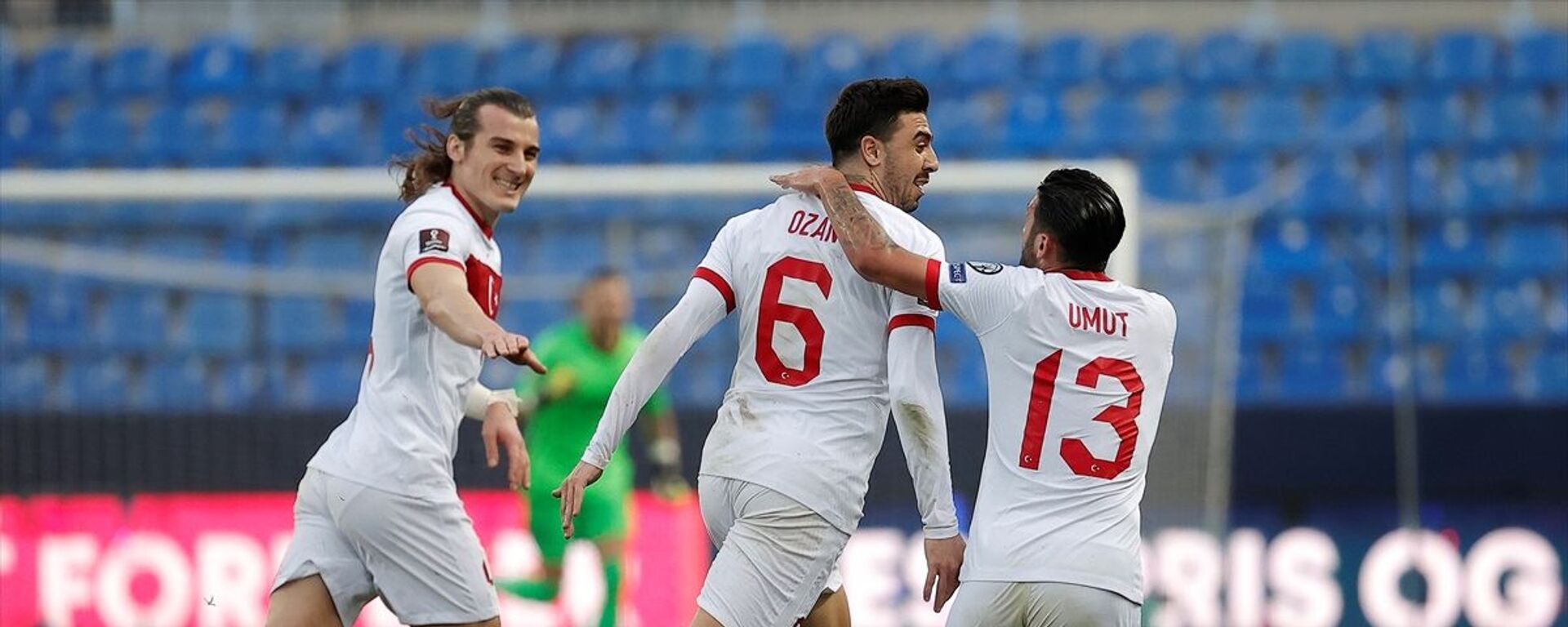 Türkiye A Milli Futbol Takımı, 2022 FIFA Dünya Kupası Elemeleri G Grubu maçında deplasmanda Norveç'i 3-0 yenerek 2'de 2 yaptı. - Sputnik Türkiye, 1920, 21.10.2021