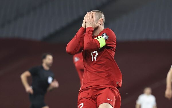 58. dakikada Roberts Uldrisis ve 79. dakikada Davis Ikaunieks'un gollerini engel olmayan milliler, Letonya ile 3-3 berabere kaldı. - Sputnik Türkiye