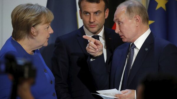 Putin - Macron - Merkel - Sputnik Türkiye