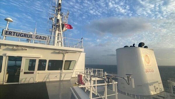 Türkiye'nin ilk yüzer LNG depolama ve gazlaştırma gemisi (FSRU) Ertuğrul Gazi - Sputnik Türkiye