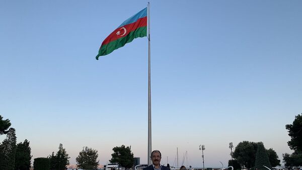 Eski AK Parti Çorum Milletvekili Cahit Bağcı,  Resmi Gazete'de yayınlanan kararla Azerbaycan Büyükelçiliği'ne atandı. - Sputnik Türkiye