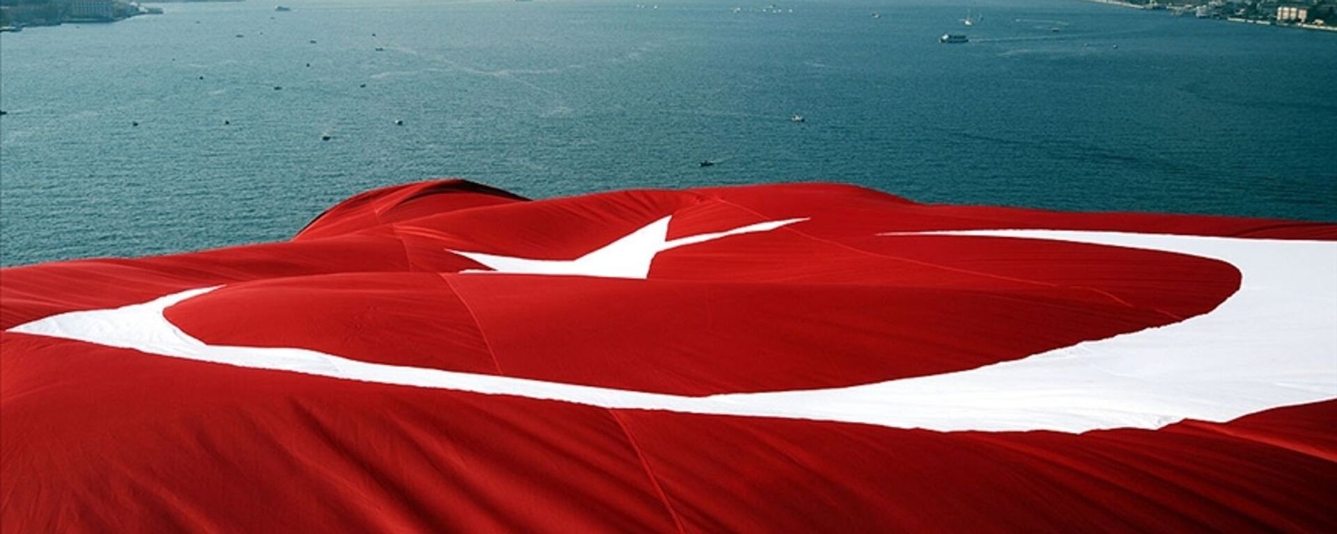 Boğazlar- Montrö- Türk bayrağı - Sputnik Türkiye, 1920, 04.04.2021