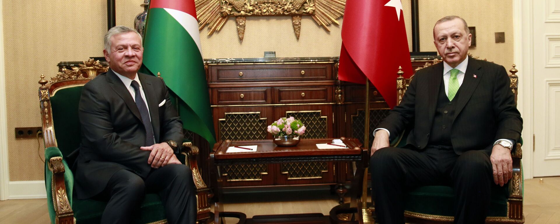 Cumhurbaşkanı Erdoğan, Ürdün Kralı 2. Abdullah ile telefonda görüştü  - Sputnik Türkiye, 1920, 06.02.2026