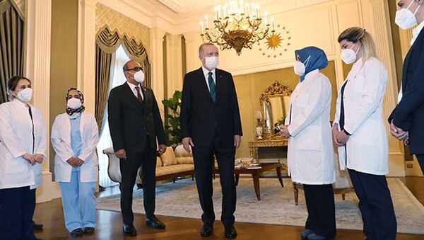 Cumhurbaşkanı Erdoğan, sağlık çalışanlarıyla bir araya geldi - Sputnik Türkiye