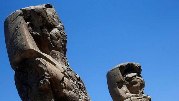 Açıklamada, Mısır İmparatorluğu döneminde Luksor'daki en büyük idari ve endüstriyel yerleşim yeri olduğu belirtilen antik kentin, Kral III. Amenhotep tarafından 3 bin yıl önce kurulduğu ifade edilmişti. - Sputnik Türkiye