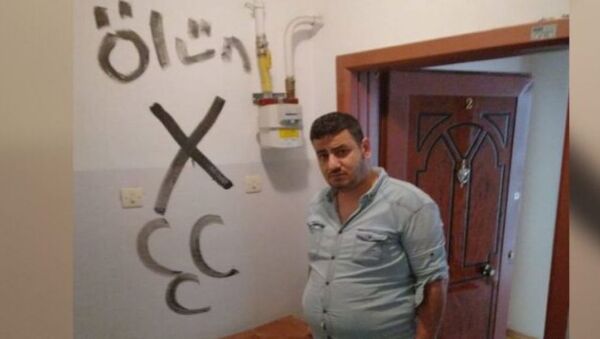 CHP’linin evine ‘üç hilal’ çizildi, ‘ölün’ yazıldı - Sputnik Türkiye