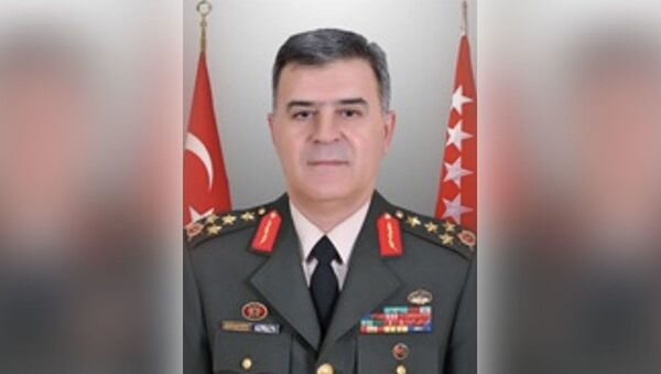 Emekli Orgeneral Servet Yörük - Sputnik Türkiye