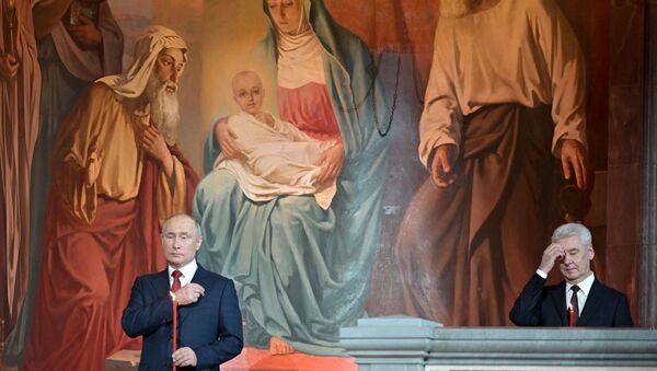 Vladimir Putin, Paskalya Bayramı kutlama, Rus Ortodoks Christ The Saviour Katedrali - Sputnik Türkiye