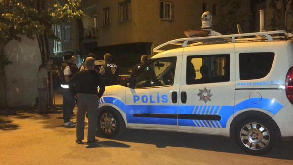 Kavga ihbarına gelen polislere ateş açıldı - Sputnik Türkiye