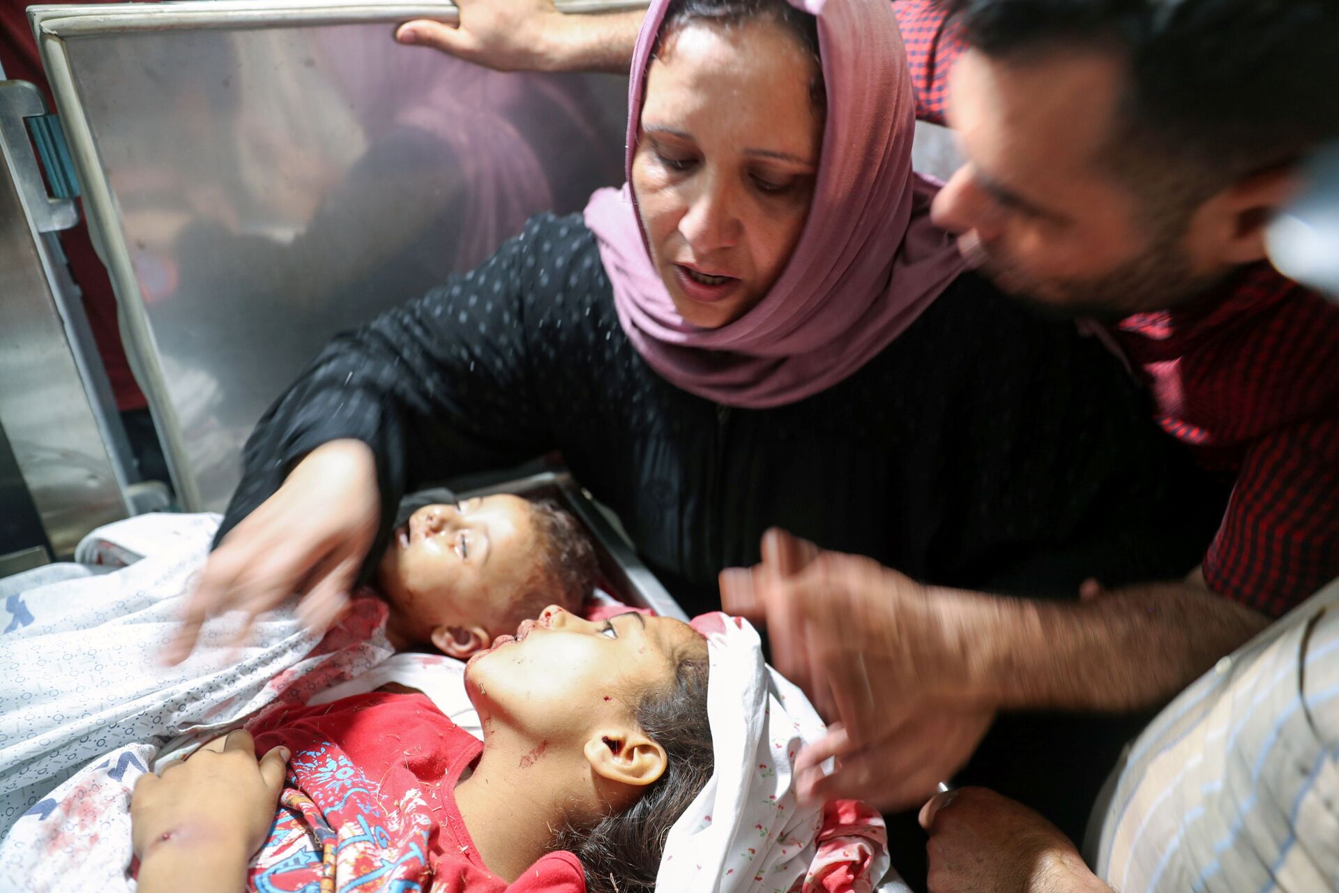 Hamas'tan Batı Kudüs'e roket saldırısı: 'İsrail misillemesinde 3'ü çocuk 9 Filistinli öldü' - Sputnik Türkiye, 1920, 10.05.2021