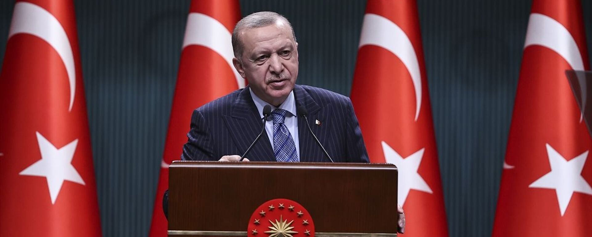 Türkiye Cumhurbaşkanı Recep Tayyip Erdoğan, Cumhurbaşkanlığı Kabine Toplantısı'nın ardından açıklamalarda bulundu. - Sputnik Türkiye, 1920, 05.07.2021