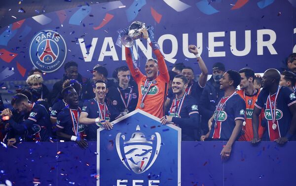 Fransa Kupası finalinde Monaco'yu 2-0 mağlup eden Paris Saint-Germain (PSG) kupanın sahibi oldu. - Sputnik Türkiye