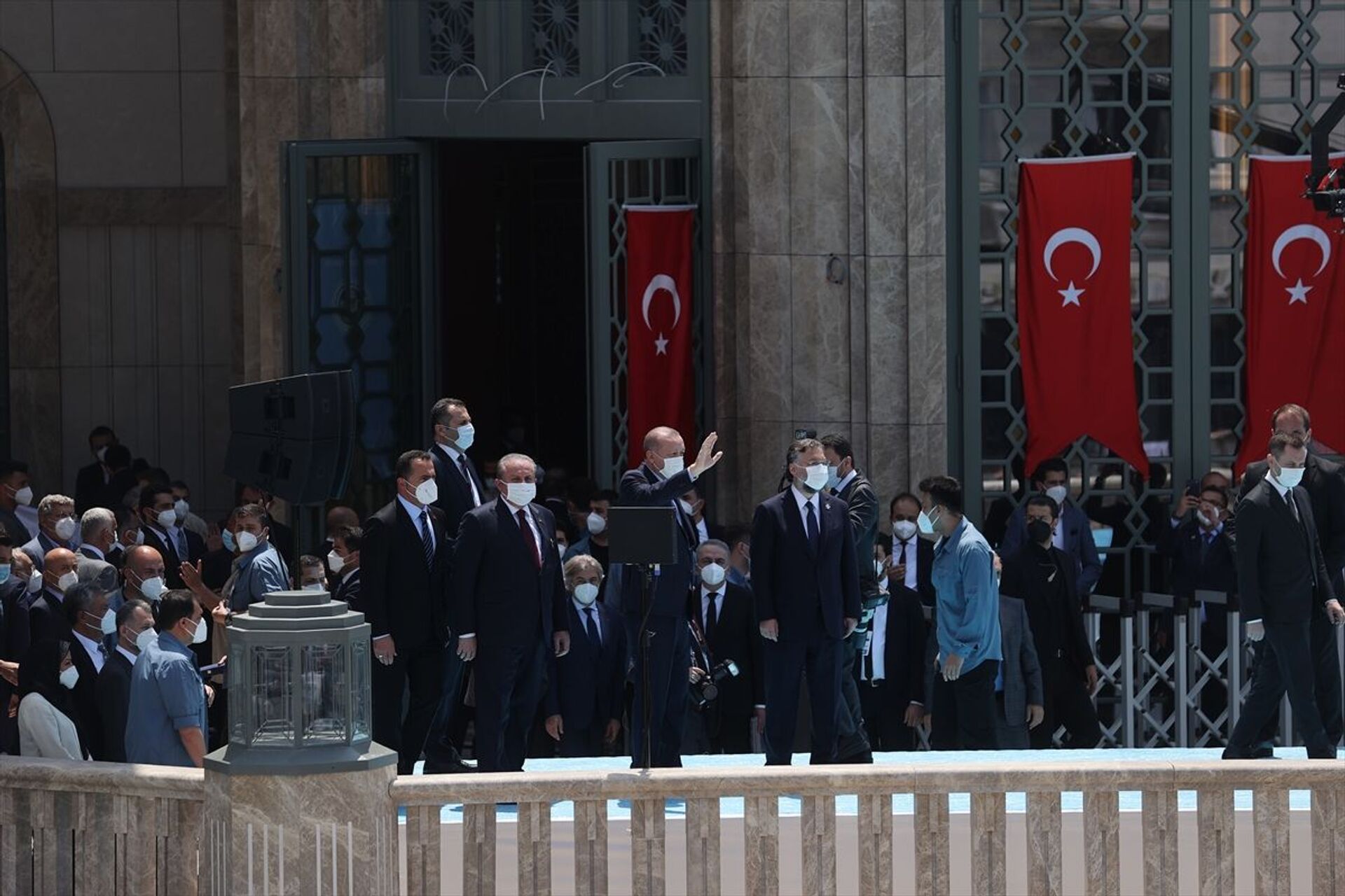 Cumhurbaşkanı Erdoğan: Taksim Camii'ni, İstanbul'un fethinin yıl dönümüne bir hediye olarak görüyorum - Sputnik Türkiye, 1920, 28.05.2021