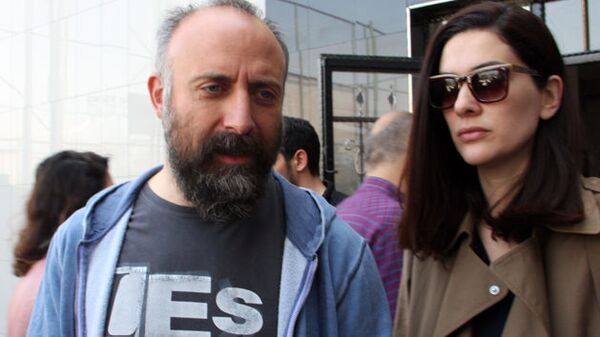 Bergüzar Korel ve Halit Ergenç - Sputnik Türkiye