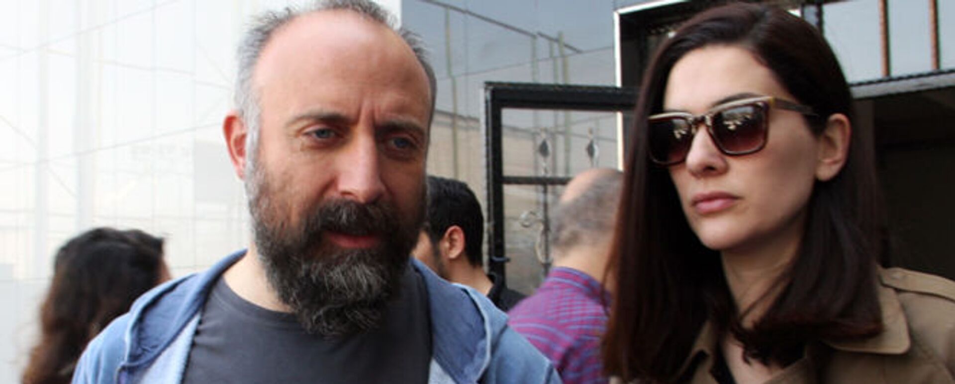Bergüzar Korel ve Halit Ergenç - Sputnik Türkiye, 1920, 09.05.2025