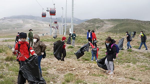 Erciyes'te, 4.3 ton çöp toplandı - Sputnik Türkiye
