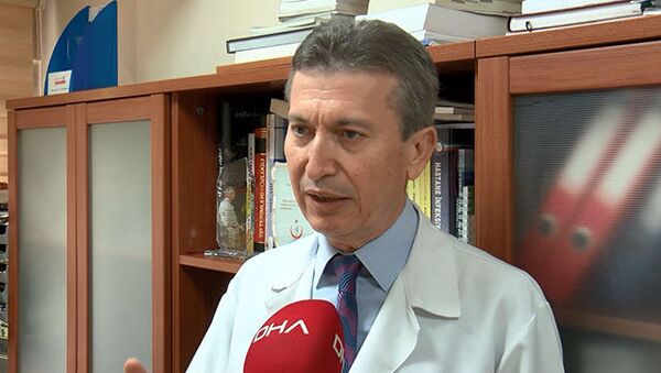 Ankara Üniversitesi Enfeksiyon Hastalıkları Ana Bilim Dalı Başkanı Prof. Dr. İsmail Balık - Sputnik Türkiye