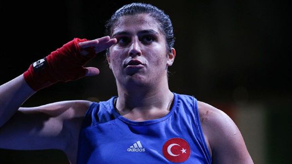 Busenaz Sürmeneli - Sputnik Türkiye