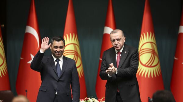 Türkiye Cumhurbaşkanı Erdoğan - Kırgızistan Cumhurbaşkanı Caparov - Sputnik Türkiye