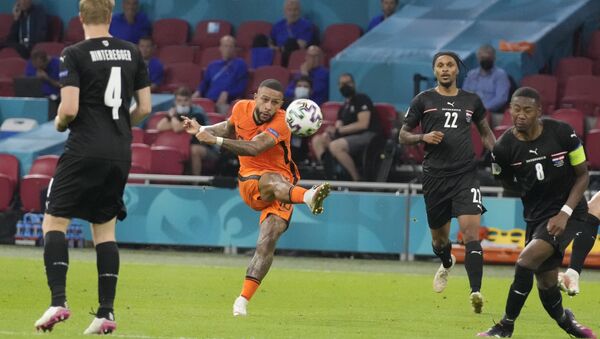 EURO 2020 C Grubu maçında Hollanda, Avusturya'yı 2 golle geçerek son 16'ya yükseldi - Sputnik Türkiye