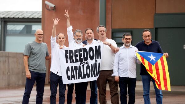 Katalan bağımsızlık ilanında rol almış hapisteki 9 siyasetçi tahliye oldu - Sputnik Türkiye