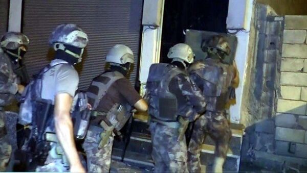 Cumhuriyet tarihinin bir seferde en büyük narkotik operasyonu: 253 gözaltı - Sputnik Türkiye
