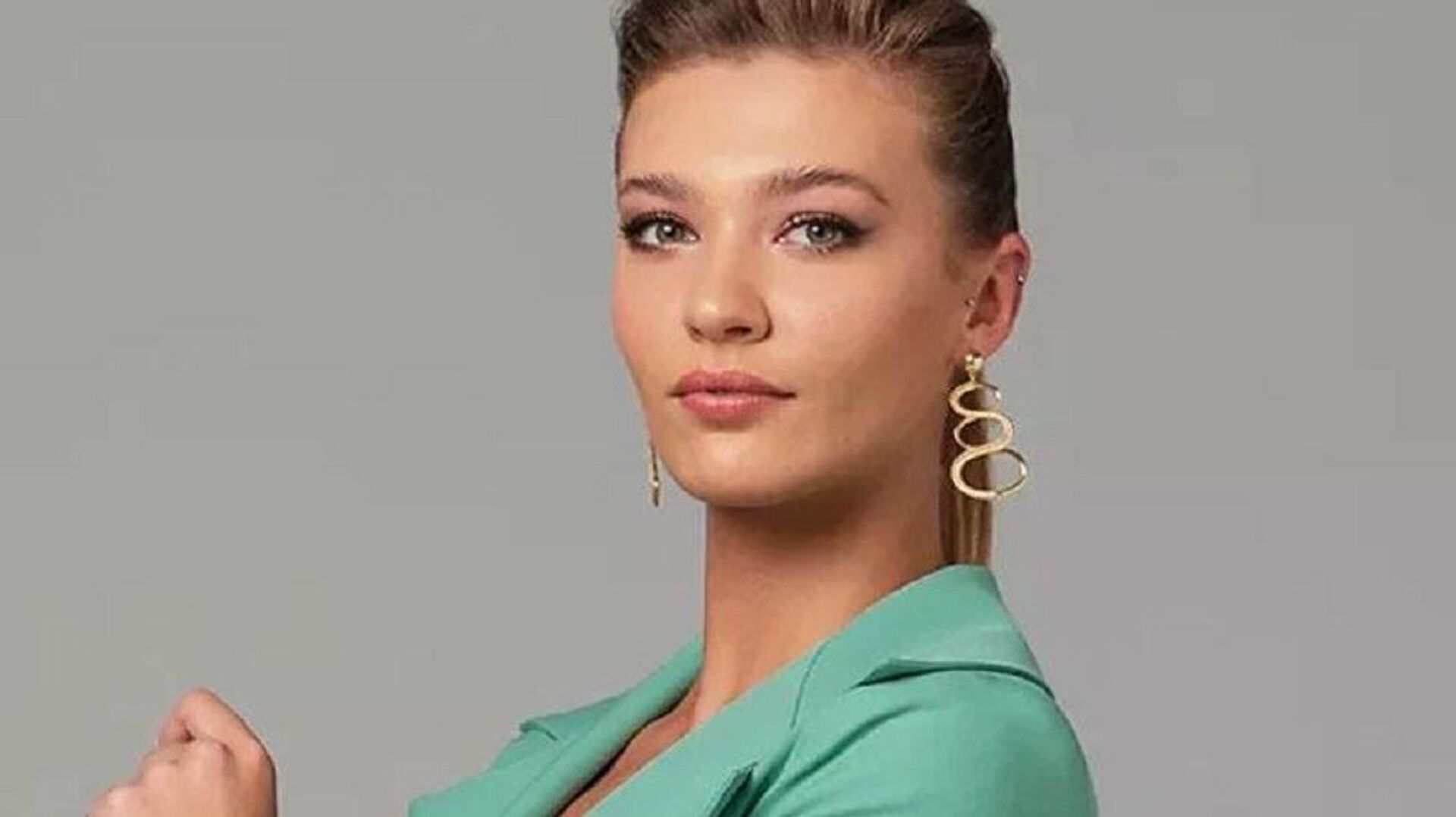 Melisa Döngel - Sputnik Türkiye, 1920, 22.12.2025