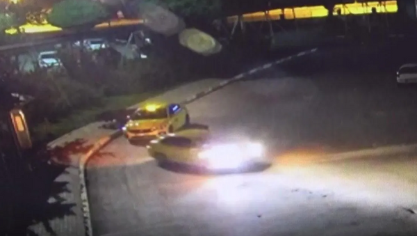 Otogarda ölü bulunan kişinin dövülüp taksiciler tarafından kaldırıma bırakıldığı ortaya çıkarıldı - Sputnik Türkiye