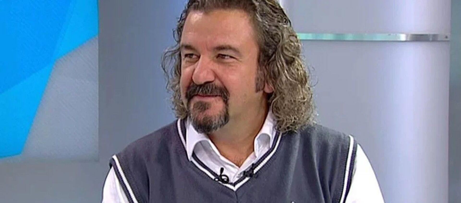 Yüksel Aytuğ - Sputnik Türkiye, 1920, 13.07.2021