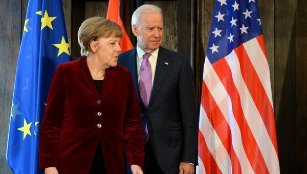 Angela Merkel -  Joe Biden - Sputnik Türkiye