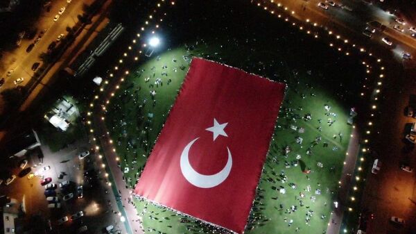 Kayseri - en büyük Türk bayrağı - Sputnik Türkiye