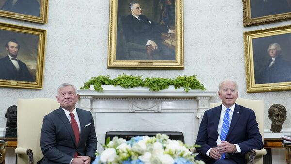 ABD Başkanı Biden, Ürdün Kralı 2. Abdullah ile Beyaz Saray'da bir araya geldi - Sputnik Türkiye