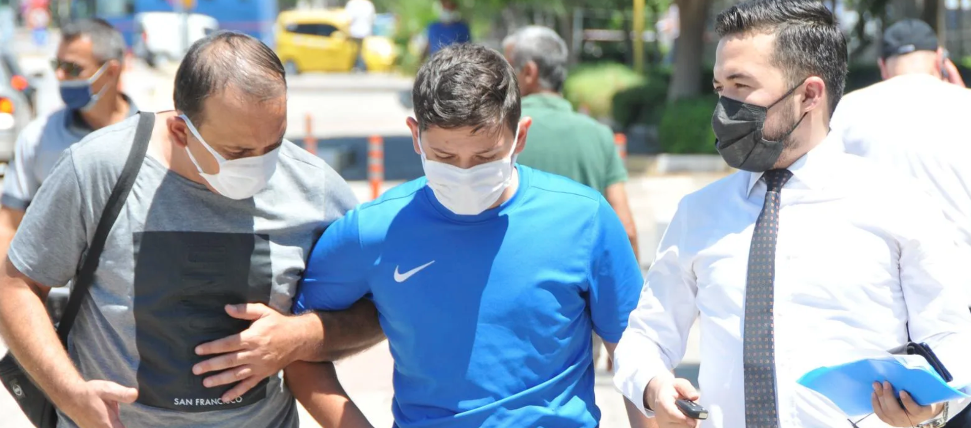 Go-kart kemerinin yanlış bağlanması sonucu bağırsakları yırtılan genç iç kanama geçirdi - Sputnik Türkiye, 1920, 24.07.2021