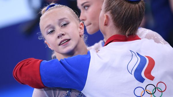 Rus kadın artistik jimnastikçiler, takım yarışında ilk kez olimpiyat altın madalyası kazandı - Sputnik Türkiye
